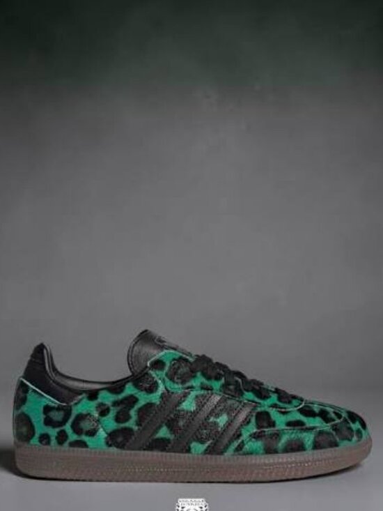 adidas Shoes - Adidas Samba OG W. Brand New. Womens Size: 8 - 11.
